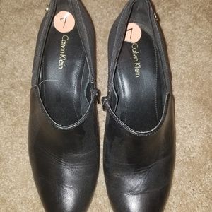 Calvin Klein anckle shoes